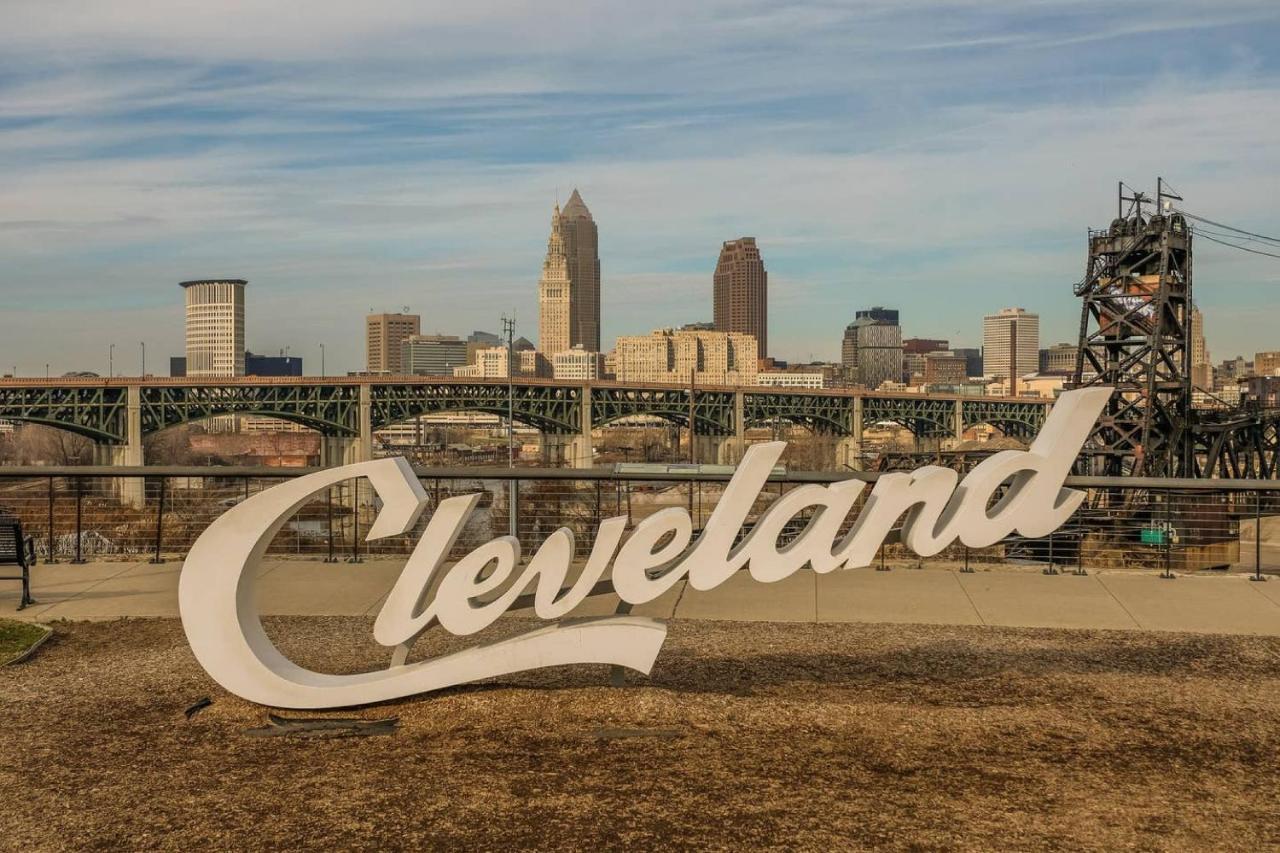 Apartamento Frontdesk Athlon Apts Downtown Cleveland Exterior foto